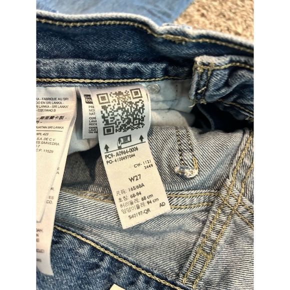 Levis Women's 27 Low Pro Straight Jeans Blue Mid Rise Distressed Denim - Picture 7 of 7